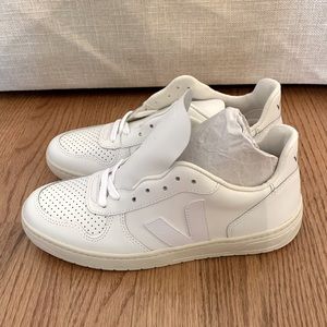*Brand New, Never Worn* Veja Sneakers